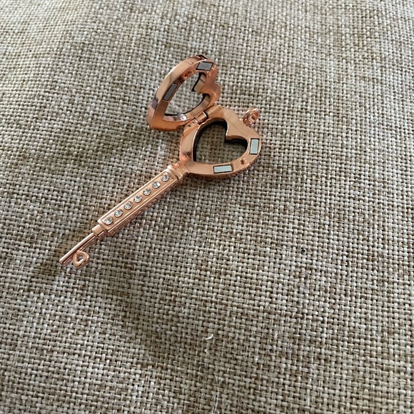 Rose Gold Plated Key Locket - Picture 2 of 3